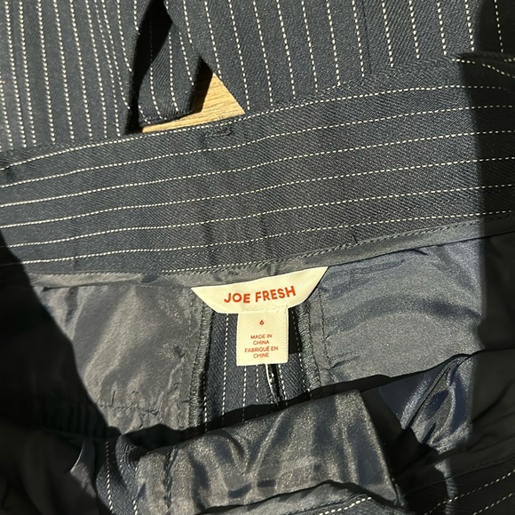 Joe Fresh Two piece set - Picture 3 of 4